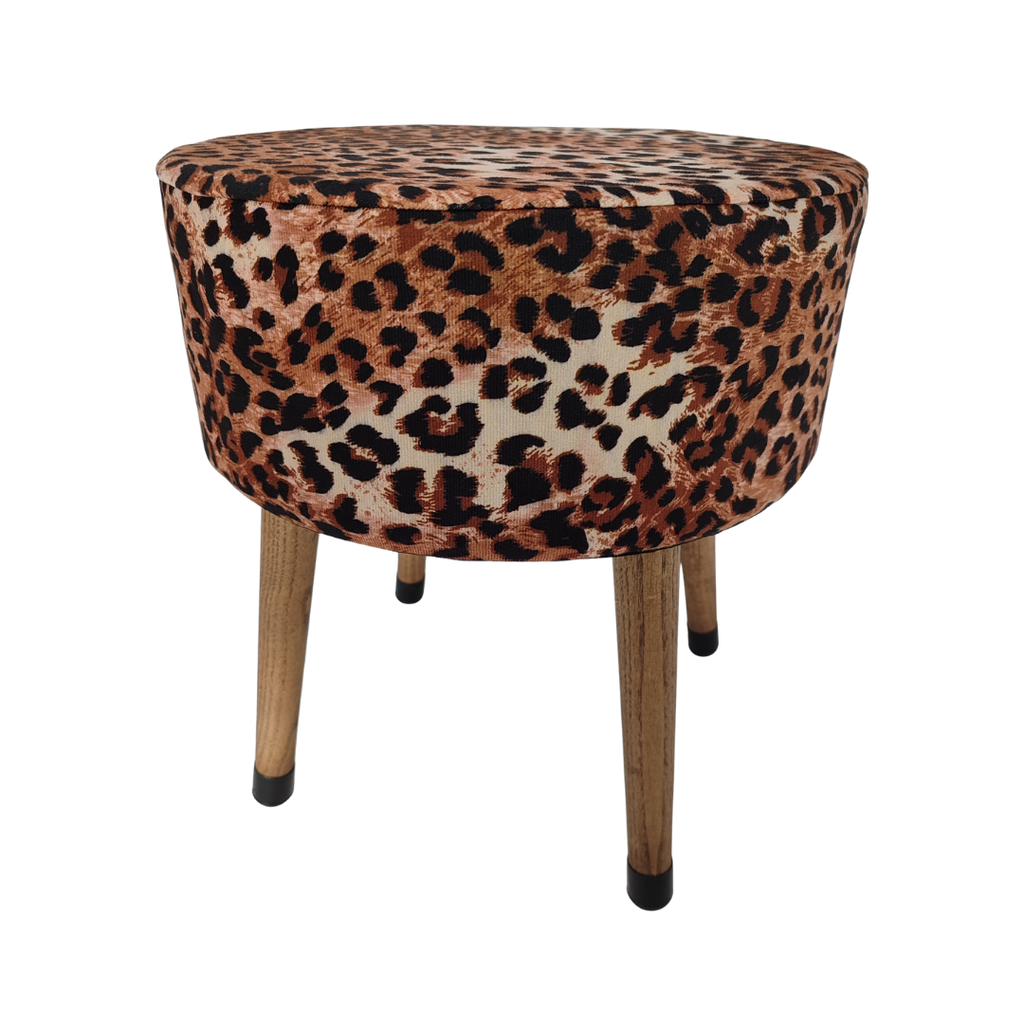 USTAAGAC Leopar Desenli El Yapımı Puf – Ahşap Ayaklı Dekoratif Oturma Taburesi