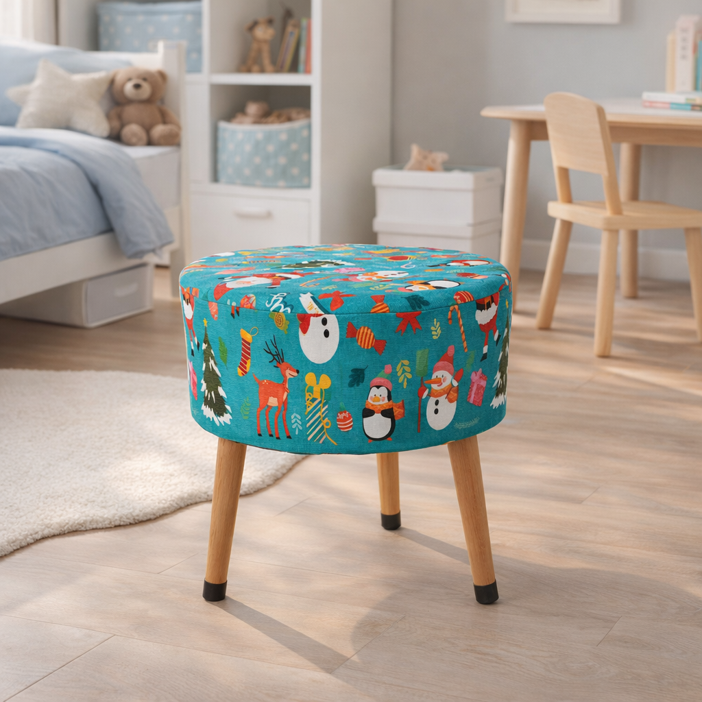Yılbaşı Temalı Çocuk Odası Pufu – Eğlenceli, Renkli, Ahşap Ayaklı