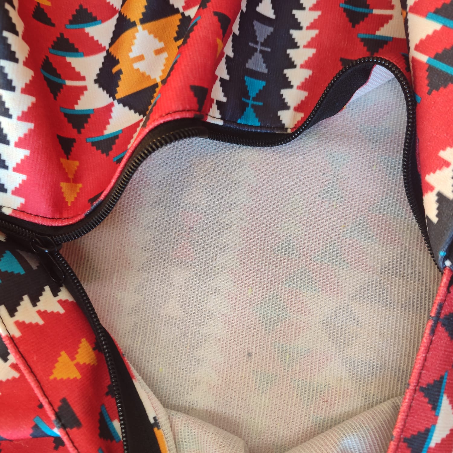 Kilim Desenli Dekoratif Kırlent Kılıfı – 40x40 cm