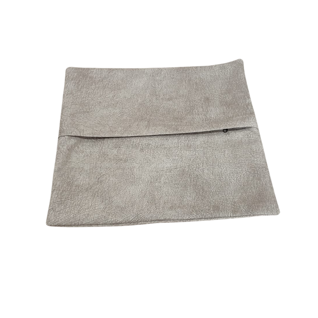 USTAAGAC El Yapımı Bej Sütlü Kahve Renkli Dekoratif Kırlent Kılıfı – 40x40 cm
